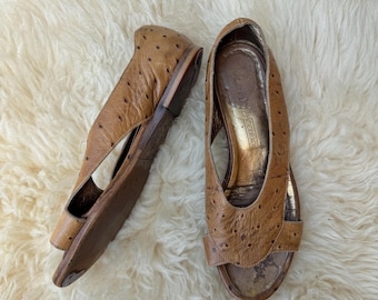 Vintage 1980s Joan & David Couture Ostrich Leather Sandals | Size 6.5-7
