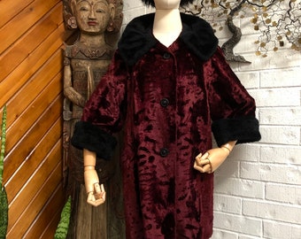 1950s Merlot Faux Fur Swing Coat w/ Stand Up Collar | M