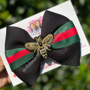 Inspired bee bow