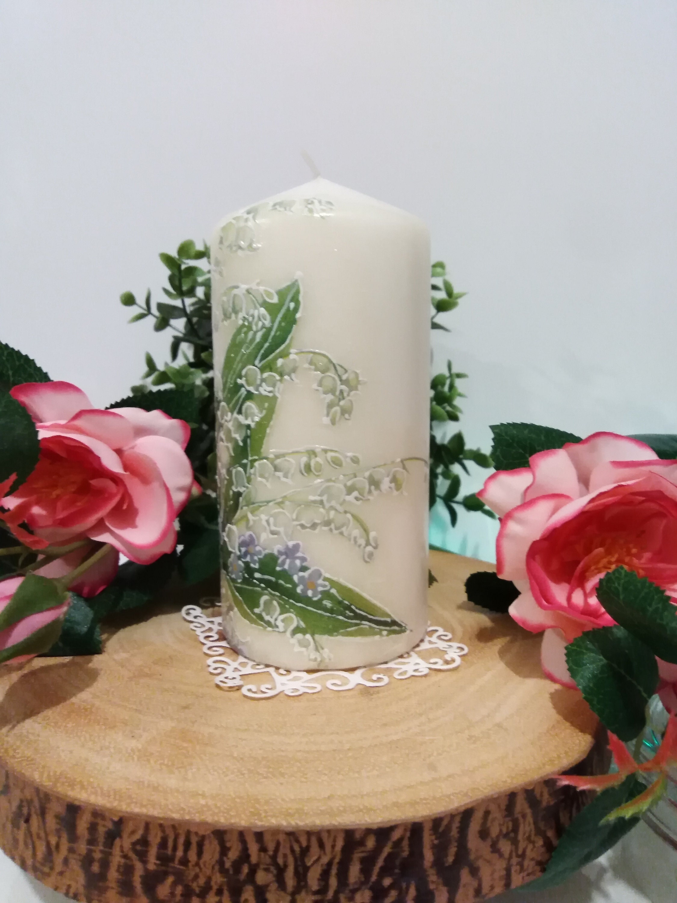 KATE PINK LILIES& ROSES HAND DECORATED PILLAR CANDLE 15x6cm KATE PINK LILIES& ROSES HAND DECORATED PILLAR CANDLE 15x6cm