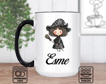Taza de bruja pequeña con nombre personalizado / Taza personalizada para Halloween / Lindo regalo de bruja / Taza de café única / Decoración de temporada espeluznante / Magia