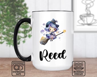 Mini Bruja Montando una Taza - Regalo Personalizado de Halloween, Taza Personalizada para Brujas, Taza de Café Única con Nombre, Decoración Espeluznante de Otoño, Brujería
