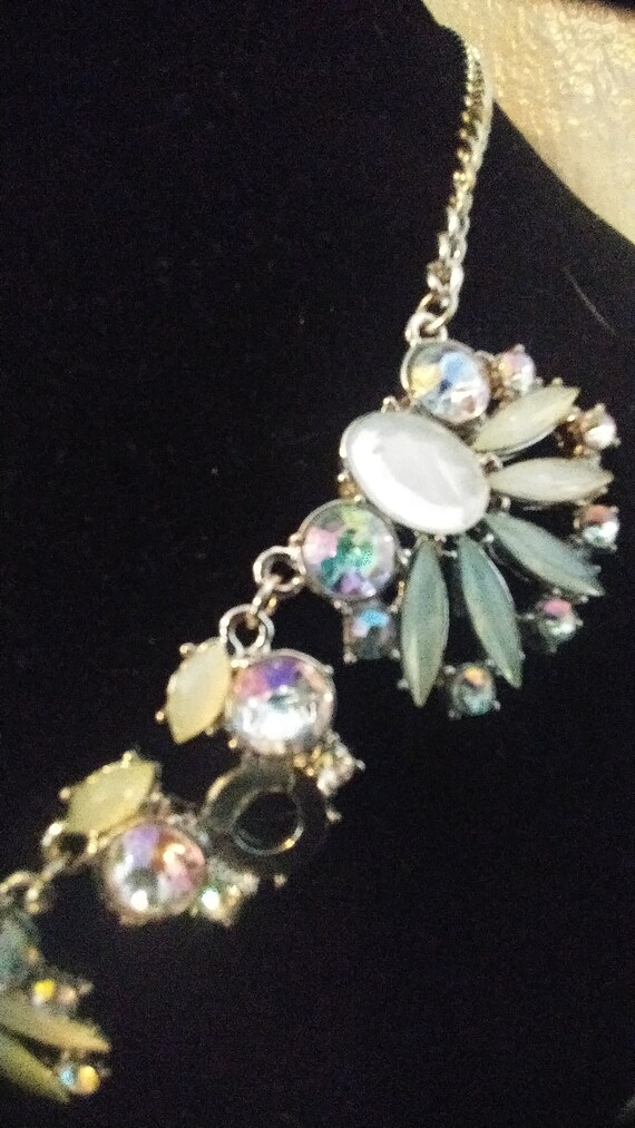 Rhinestone Flower Statement Necklace - image 4