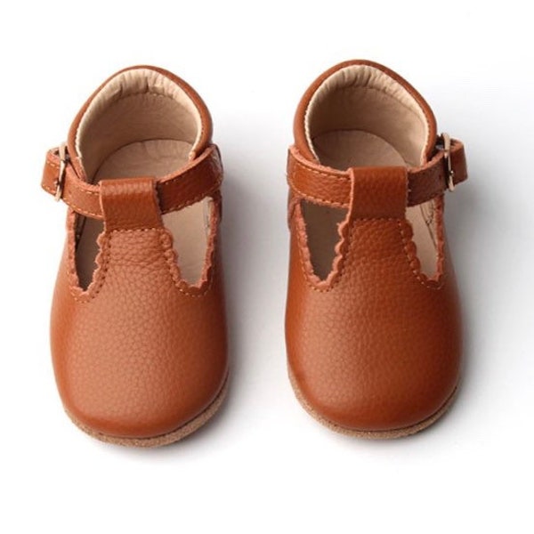BABY SHOES Size 3-10/ Baby shoes leather t-bar (tan)/ Toddler shoes/ Mary Jane / Tan Leather/ Leather baby shoes/ T bar shoes/ Baby girl