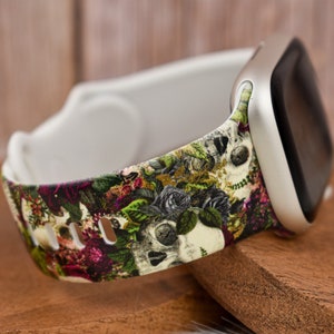 Floral Skulls Silikon Uhrenband kompatibel mit Apple Watch Fitbit Samsung Garmin
