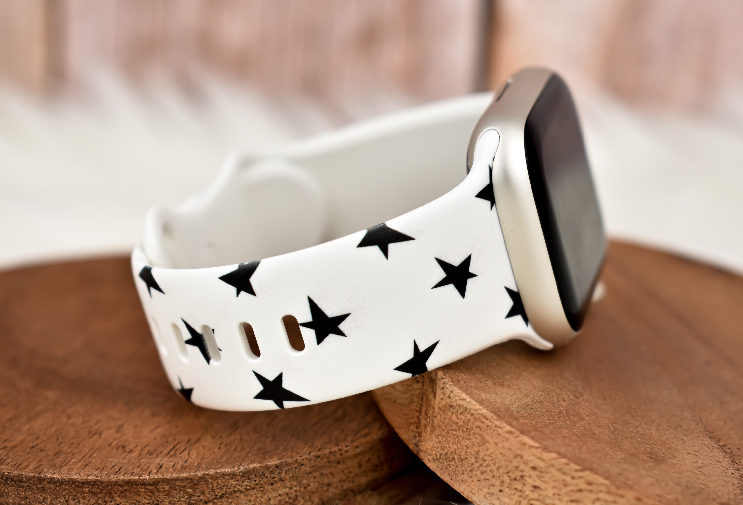 Apple watch band antique white sale