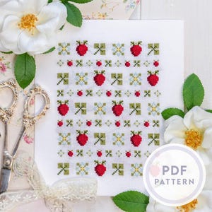 Cross Stitch PDF Pattern &quot;Strawberry Fields&quot; - Digital Instant Download / Berries Strawberries Flowers Floral Plants Food