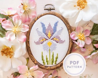 Padrão de ponto cruz de íris azul: design floral em miniatura (download instantâneo de PDF digital)