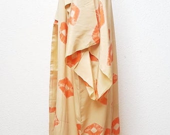 cream yellow Kimono robe with orange Shibori tie-dyed motif/Japanese vintage from 1910's Taisho period Nagajuban /** minor stains