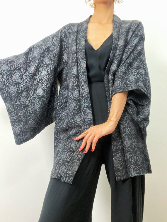 silver rose Kimono jacket/1950's luxury crested bl
