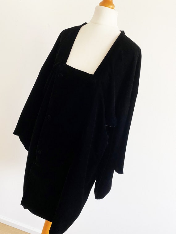 1960's cocoon silhouette black velvet kimono coat… - image 9