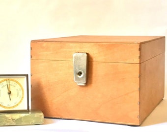 50s card box / vintage office / wooden box / storage wood / vintage box / bauhaus style / pharmacist cabinet