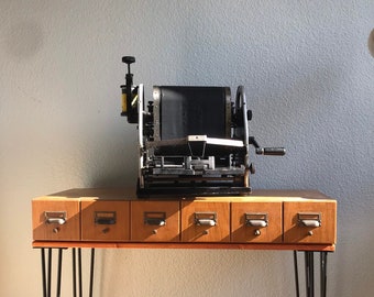 Orig. Vintage PELLIKAN printing press / mimeograph with rotary lever. Rare letterpress for interior design.