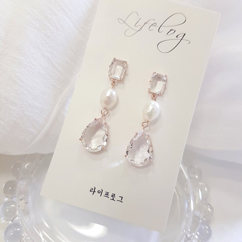 Pearl Drop Earrings Teardrop Cubic Earrings Korean Earrings kpop jewelry Bridal Dangle Bridal Jewelry Pearl Gift Transparent crystal