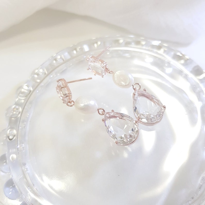 Pearl Drop Earrings Teardrop Cubic Earrings Korean Earrings kpop jewelry Bridal Dangle Bridal Jewelry Pearl Gift Transparent crystal
