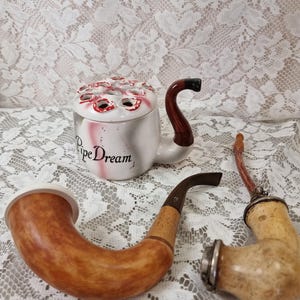 Vintage &quot;Pipe Dreams&quot; Ceramic Ashtray