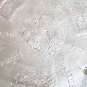 Vintage glass cheeseplatter.