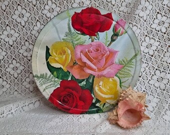Vintage Arnotts roses biscuit tin.