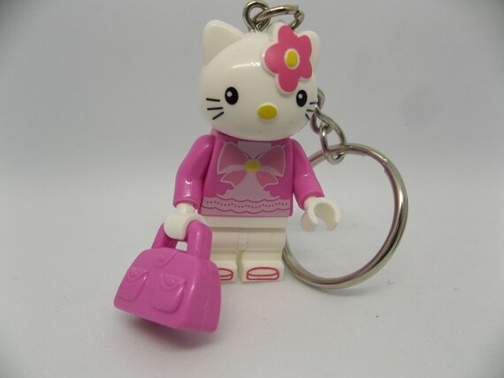 hello kitty keychain