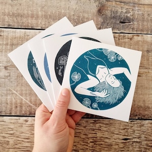 Wild Swimming Pack de 4 cartes de vœux carrées avec enveloppes brunes recyclées