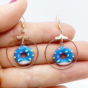 Small pair of fancy hoop earrings in rose gold and enameled blue and pink donuts, unique and handmade