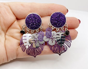 Handcrafted fancy earrings with nail cabochon rhinestones ideal for unique purple and silver parties handmade and tropical