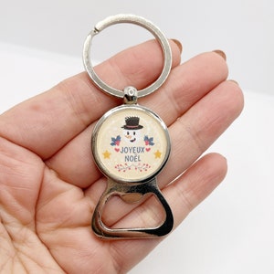 Keychain bottle opener with glass cabochon 25mm printed Merry Christmas background beige and snowman ideal Christmas gift