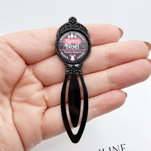 Schwarzes Lesezeichen und runder Cabochon 20mm schwarz und rot mit der Nachricht &quot;Frohe Weihnachten und Weihnachtskugel&quot; ideal für einzigartiges originelles Weihnachtsgeschenk