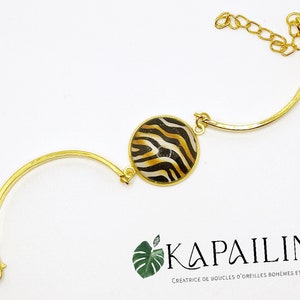Adjustable bracelet with gold chain and 20mm cabochon in black and gold zebra print glass Unique handmade image 3
