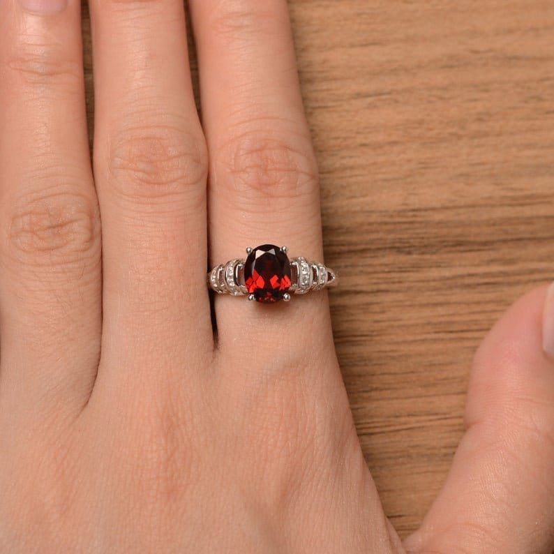Wedding Ring Natural Garnet Ring Red Gems January Birthstone Ring Oval Cut Gemstone Sterling Silver Ring Western Jewelry Promise Day Ring