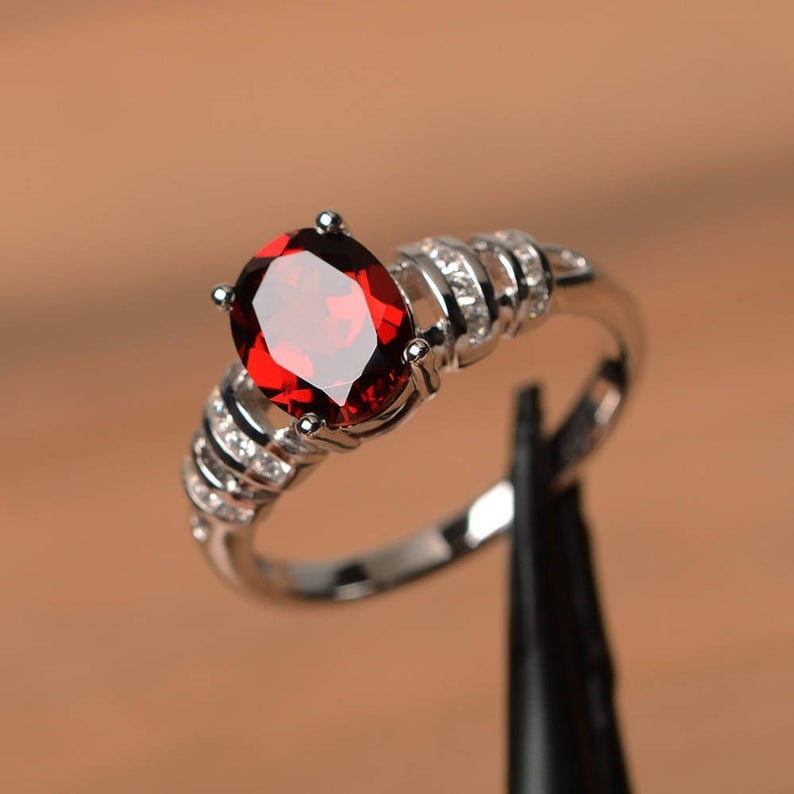 Wedding Ring Natural Garnet Ring Red Gems January Birthstone Ring Oval Cut Gemstone Sterling Silver Ring Western Jewelry Promise Day Ring