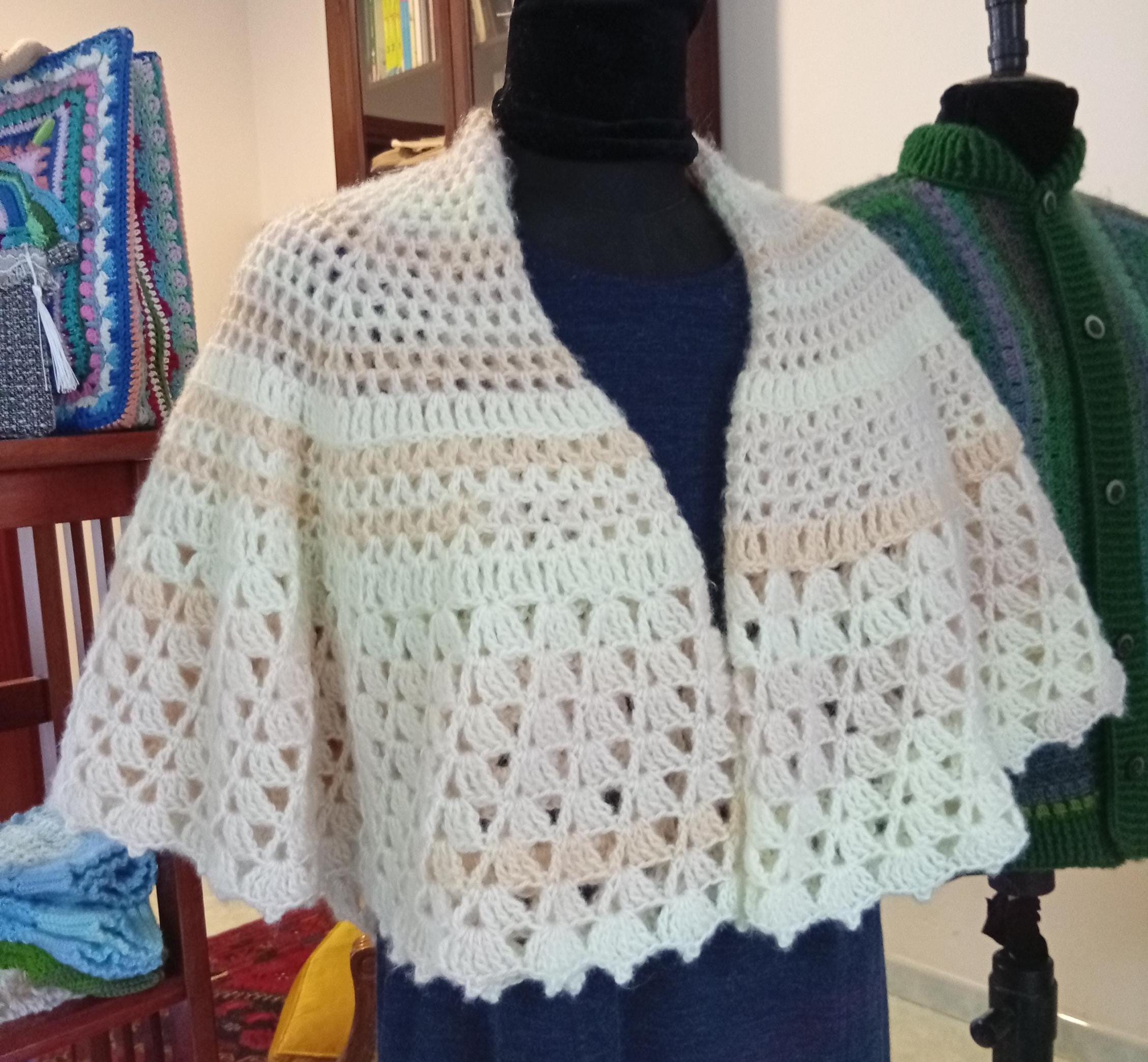 Mantellina Uncinetto Scialle Lana Uncinetto Schema Uno Scialle All