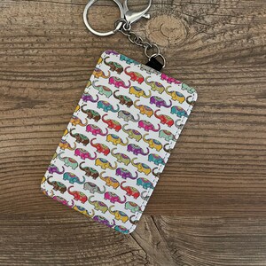 Porta tessere in similpelle personalizzato, portachiavi, porta cordino, porta chiavetta USB, regalo con nome personalizzato, sfilata di elefanti colorati