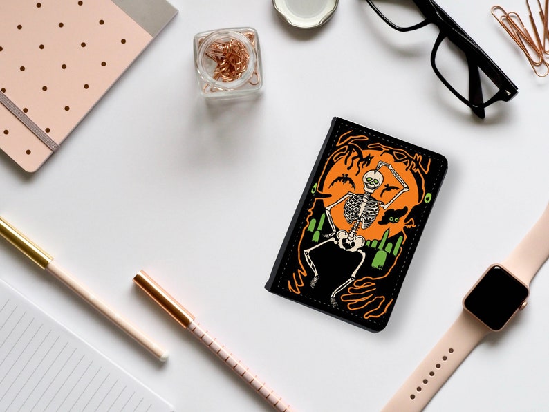 Personalised Passport Cover and Luggage Tag Gift Travel image 6