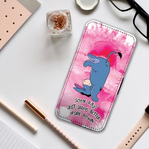 Funda para teléfono tipo billetera con insertos para tarjetas, funda de cuero personalizada para iPhone y Samsung, funda de teléfono Eeyore personalizada: ¡agregue su nombre!