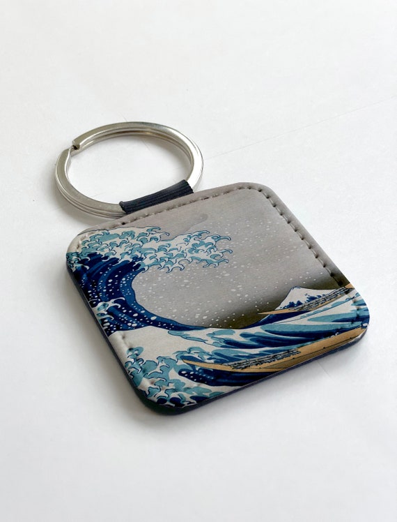 Personalisierter Schlüsselanhänger aus Kunstleder, Schlüsselanhänger aus  Kunstleder, Neue Häuser oder Neues Auto Geschenk, The Great Wave off  Kanagawa - .de