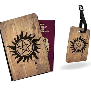 Gepersonaliseerde kunstleren paspoorthoes en bagagelabel - Reisaccessoiresset cadeau - Bovennatuurlijk Het pentagram anti-bezitsymbool