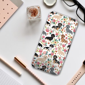 Funda para teléfono tipo billetera con insertos para tarjetas, funda de cuero personalizada para teléfono, estuche para teléfono personalizado, regalo para ella, lindo perro salchicha: ¡agregue su nombre!