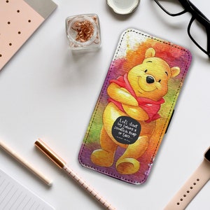 Capa de celular tipo carteira com compartimentos para cartões, capa de couro personalizada para celular, capa de celular personalizada, Ursinho Pooh da Disney - Adicione seu nome!