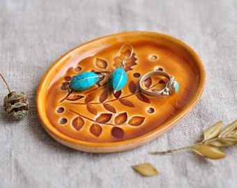 Ocher jewelry dish Unique wedding dish Ceramic leaf Gift for Her Trinket dish Bridesmaid gift Wedding ring holder Ceramic ring dish