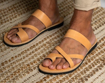Sandalias de cuero hechas a mano con aro para el dedo del pie: sandalias griegas de verano con tiras