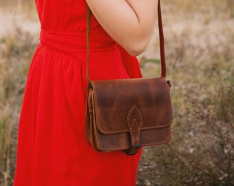 Small crossbody bag for women, Small messenger bag leather, Minimalist leather bag