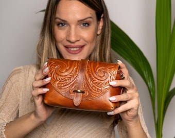 Handmade Tooled Leather Crossbody Bag: Small Leather Purse