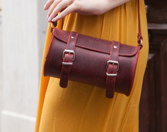 CYLINDER BAG 25 IN PEANUT BROWN CALFSKIN main image 1