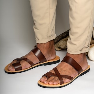 Leather sandals men, Leather Greek sandals, Minimalist sandals, Barefoot toe ring sandals, Sandales cuir homme, Sandalen herren