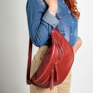 Large Leather Bum Bag women, Oversized Leather Fanny pack, Leder Bauchtasche, Sac Banane Cuir image 1