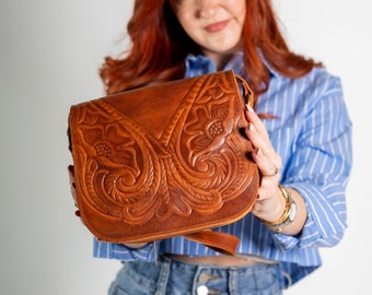 Handmade Tooled Leather Saddle Bag: Floral Embossed Purse