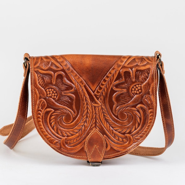 Hand tooled leather purse for women, Vintage tooled leather bag, Tooled leather crossbody bag, Leather saddle bag purse