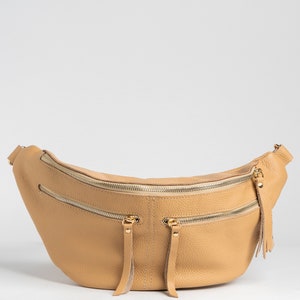 Large Leather Bum Bag women, Oversized Leather Fanny pack, Leder Bauchtasche, Sac Banane Cuir Beige