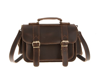 Handmade Leather Camera Bag: DSLR Crossbody Case